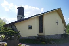 pohled zezadu zleva