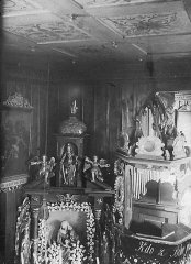historické foto interiéru původního kostela