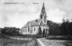 kaple na dobové pohlednici