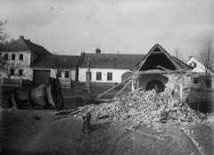 bourání kaple