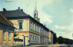 historické foto kostela (v pozadí)