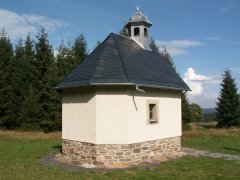pohled zezadu zleva
