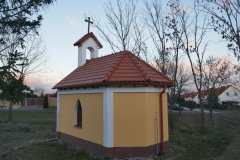 pohled zezadu zprava