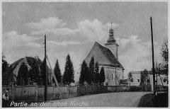 výřez snímku starého kostela z předchozí pohlednice