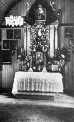 historické foto interiéru kaple - oltář