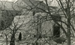 torzo kostela - průčelí