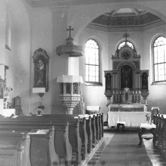historické foto interiéru kostela