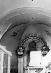 historické foto interiéru kostela