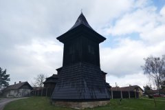 pohled zezadu zprava