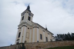 pohled zepředu zprava