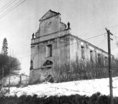 kostel po požáru