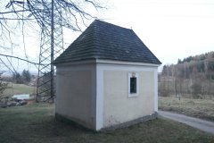 pohled zezadu zleva