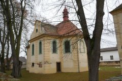 pohled zezadu zprava