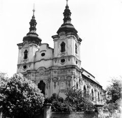 starší foto kostela