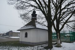 pohled zezadu zprava