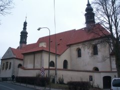 pohled zepředu zleva - nová střecha