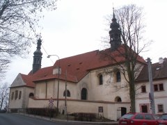 pohled zepředu zleva