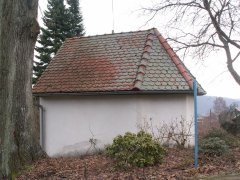 pohled zezadu zprava