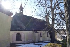 pohled zezadu zleva