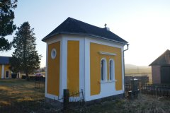 pohled zezadu zleva