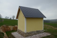 pohled zezadu zleva