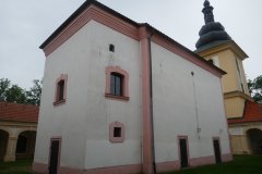 pohled zezadu zleva