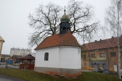 pohled zezadu zprava