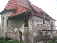 pohled zezadu zleva