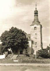 starší foto kostela