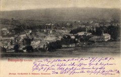 dobová pohlednice města s kostelem (vpravo)
