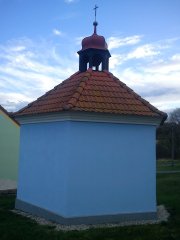 pohled zezadu zleva