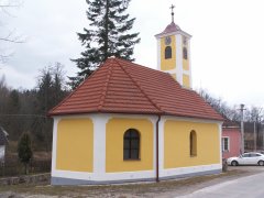 pohled zezadu zleva