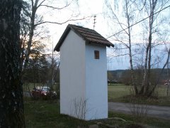 pohled zezadu zleva