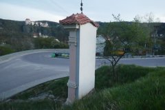 pohled zezadu zprava