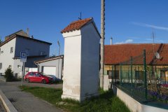 pohled zezadu zprava