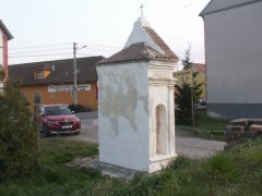pohled zezadu zleva