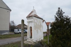 pohled zezadu zprava