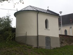 pohled zezadu zleva