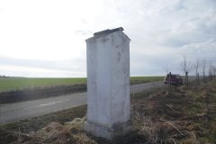 pohled zezadu zprava