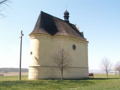 pohled zezadu zleva