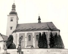 starší foto kostela