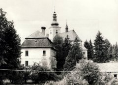 starší foto kostela