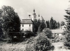 starší foto kostela