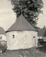 starší foto kaple