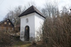 pohled zepředu zprava