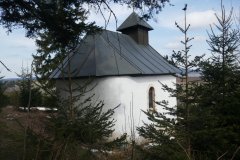 pohled zezadu zleva