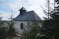 pohled zezadu zprava