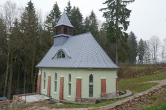 pohled zezadu zprava