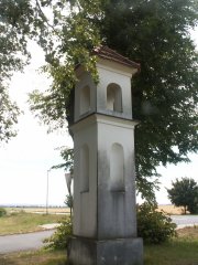 pohled zezadu zleva