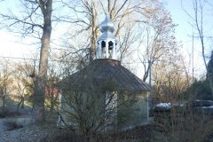 pohled zezadu zprava